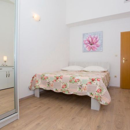 Apartments Dundic Makarska Esterno foto