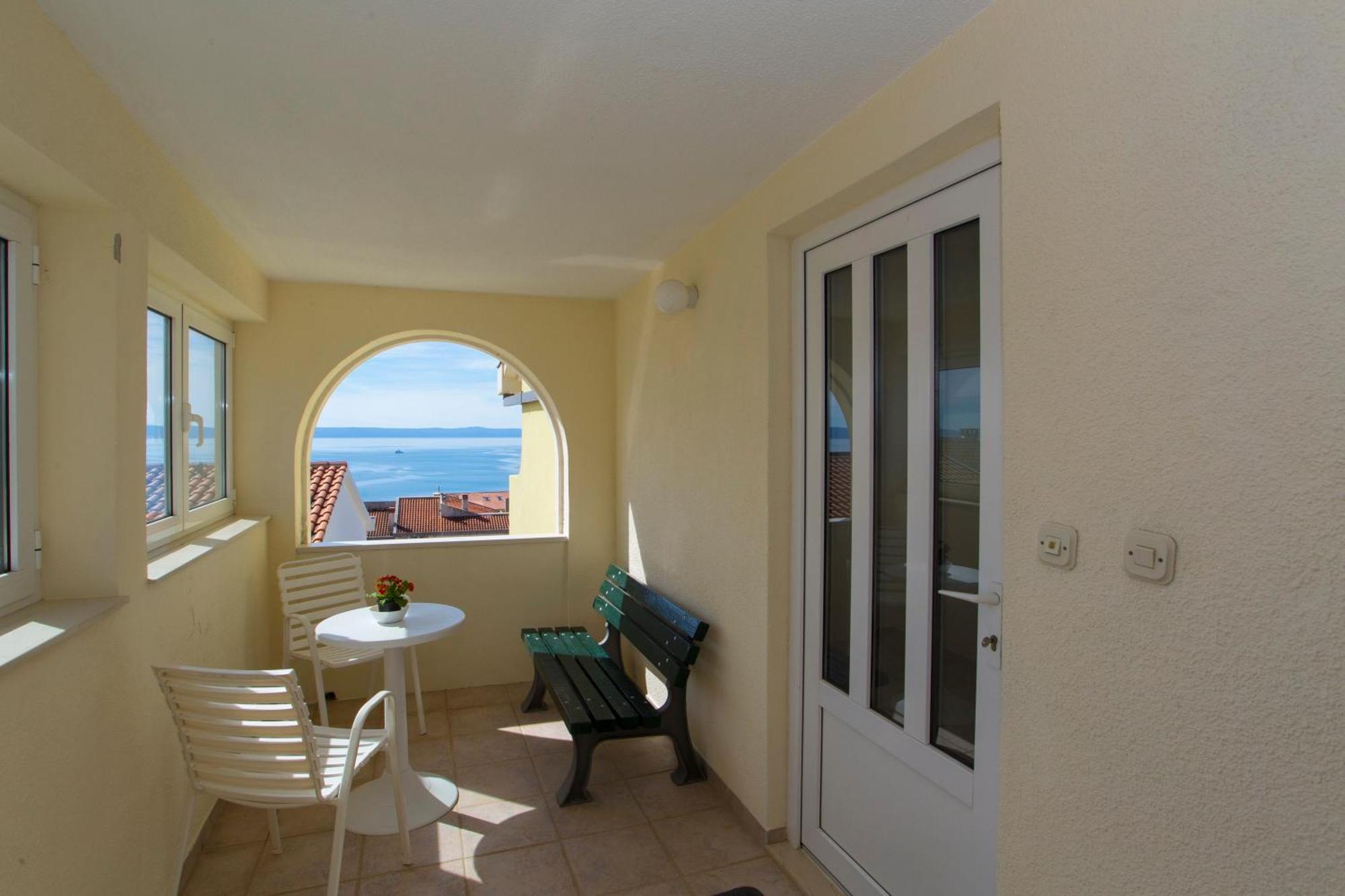 Apartments Dundic Makarska Esterno foto