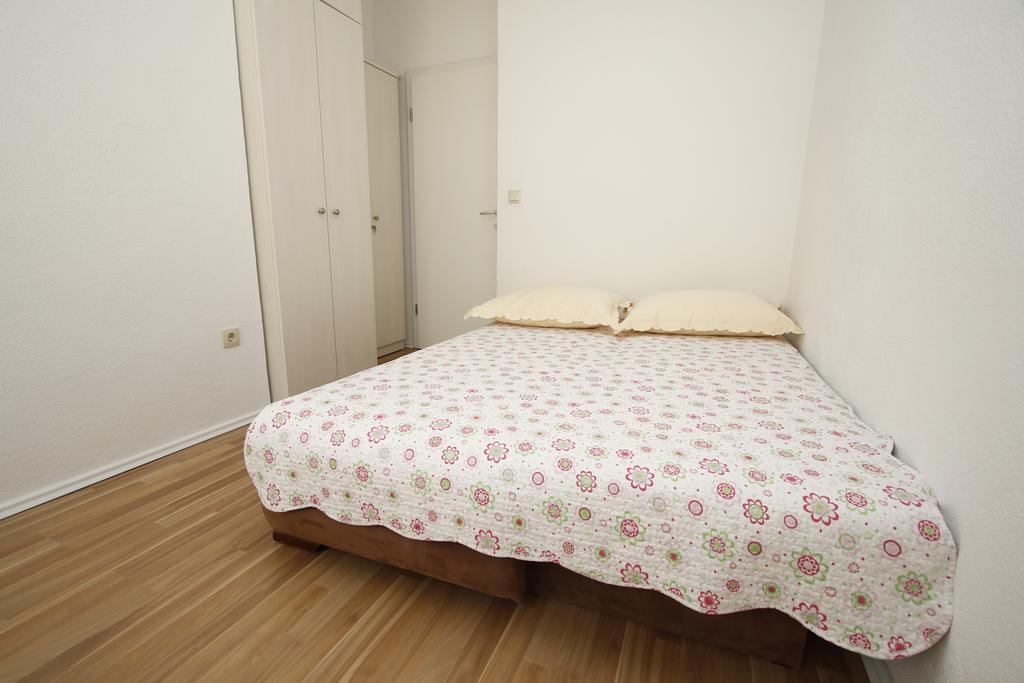 Apartments Dundic Makarska Esterno foto